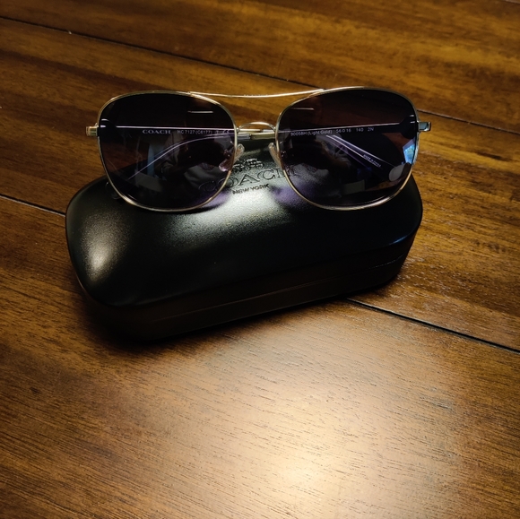 NEW Coach Sunglasses - Picture 5 of 11